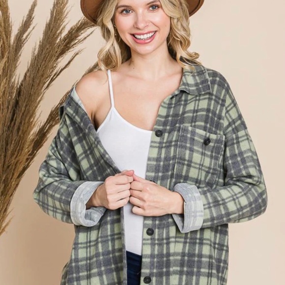 NWT REB. in J. 220 Oversized Sage Plaid Oversized Button Up Brushed Top - Picture 2 of 4